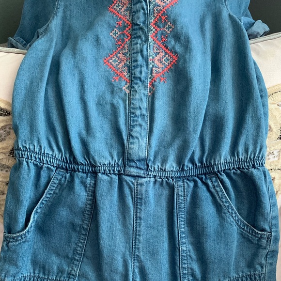 Girls romper size 4 - Picture 3 of 4